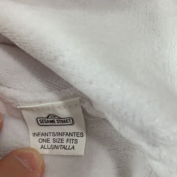 Sesame Street | Baby Girls Soft White Fleece Faux Fur Winter Bonnet With Ties - Picture 2 of 4